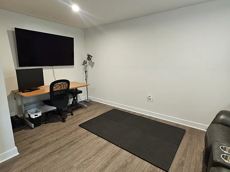 16573 Fife Way — Photo 20