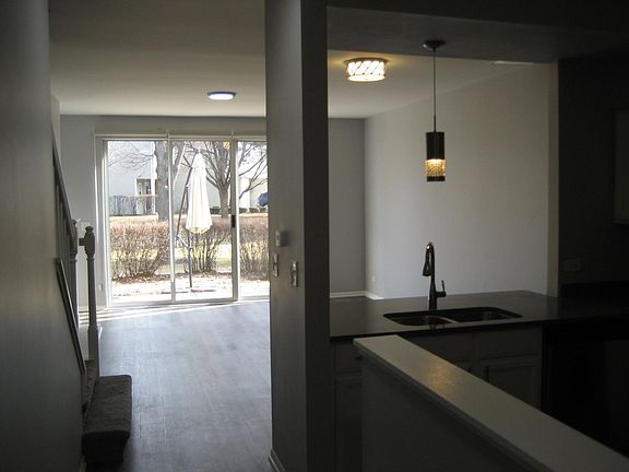 4th image of 383 Glen Byrn Ct