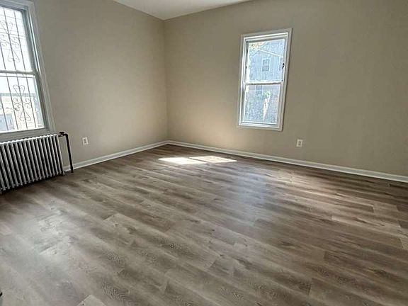 4th image of 120 Ellis Ave #1A
