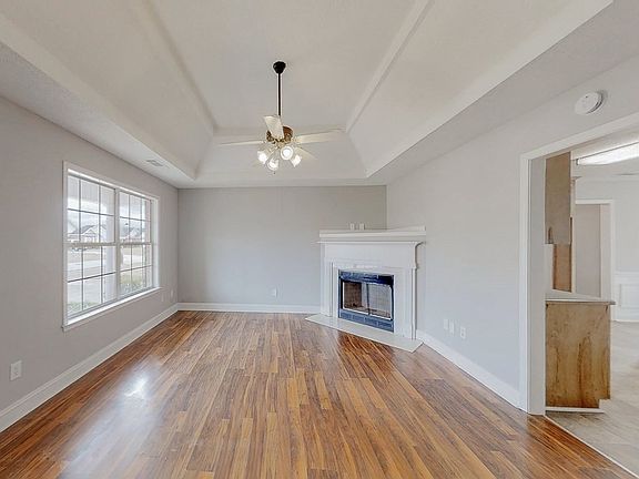 5th image of 128 Cedarland Dr