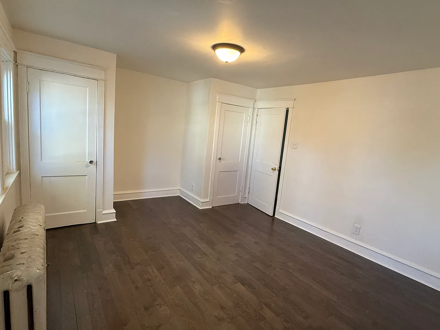3 bed, 1254 sqft, $1,695 — Photo 4
