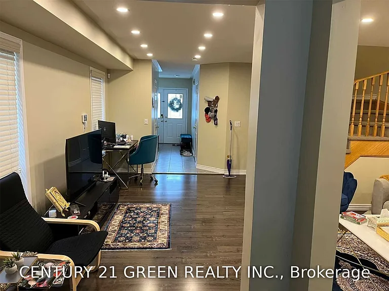 181 Manley Ln #UPPER — Photo 10