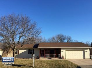 1010 Highland Park Rd, Neenah, WI 54956