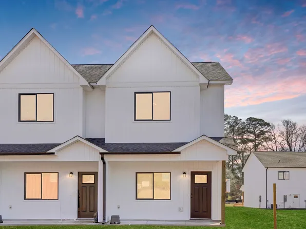 477 Blue Bluff Ln, Jacksonville, NC