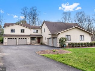 234 Tree Top Ln, Hockessin, DE 19707