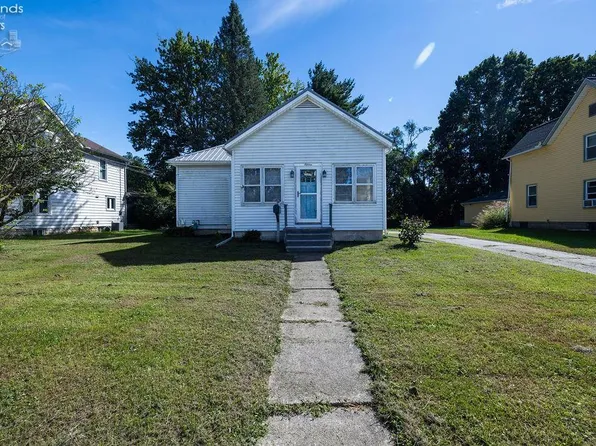 11 Jackson St, Norwalk, OH 44857