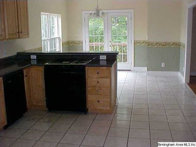 2nd image of 705 Forest View Trl