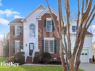 431 Kingsmill Dr, Advance, NC 27006