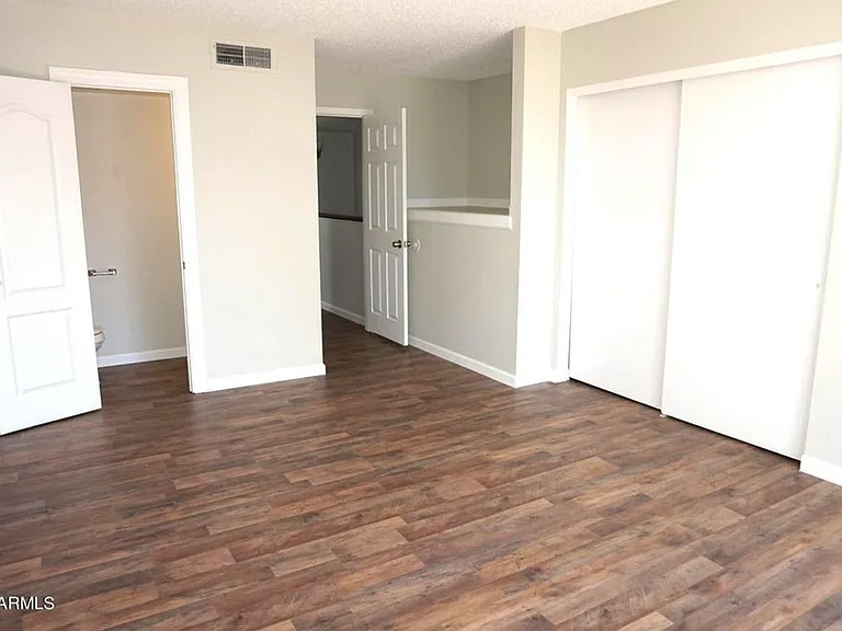 12245 N 21st Ave #1 — Photo 11