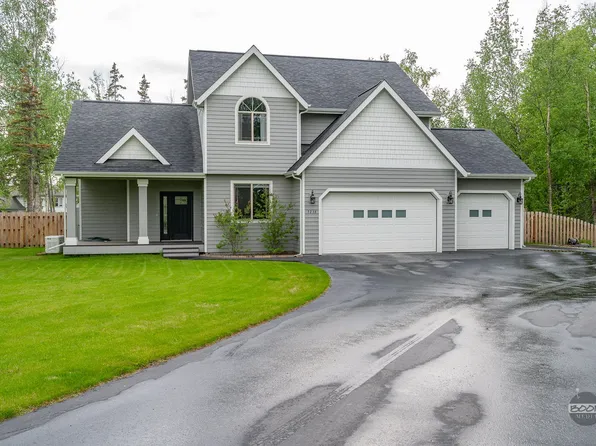 7238 N Raleigh Hills St, Palmer, AK 99645