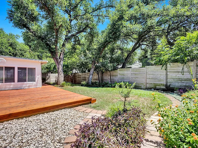 2815 Inridge Dr — Photo 33