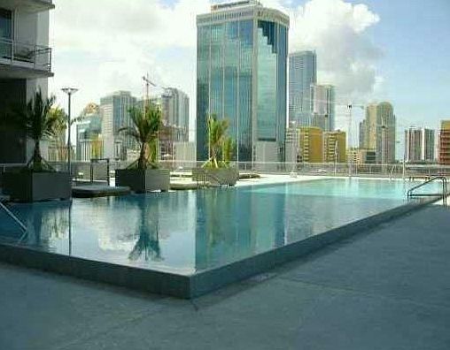 1st image of 100 Pointe Dr #3502