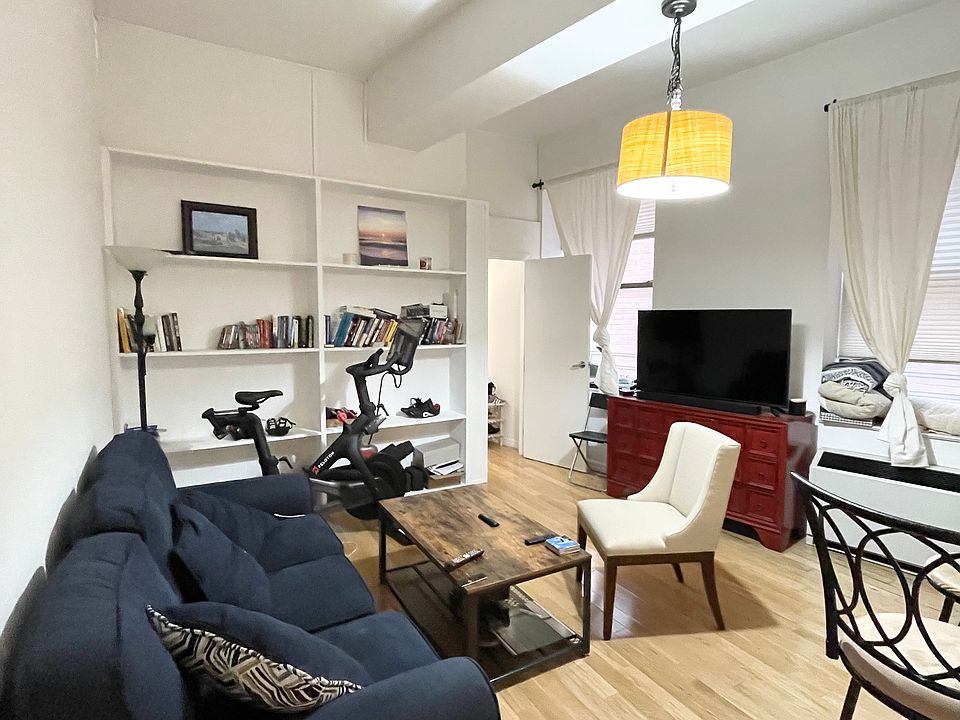 1st image of 99 John St APT 622