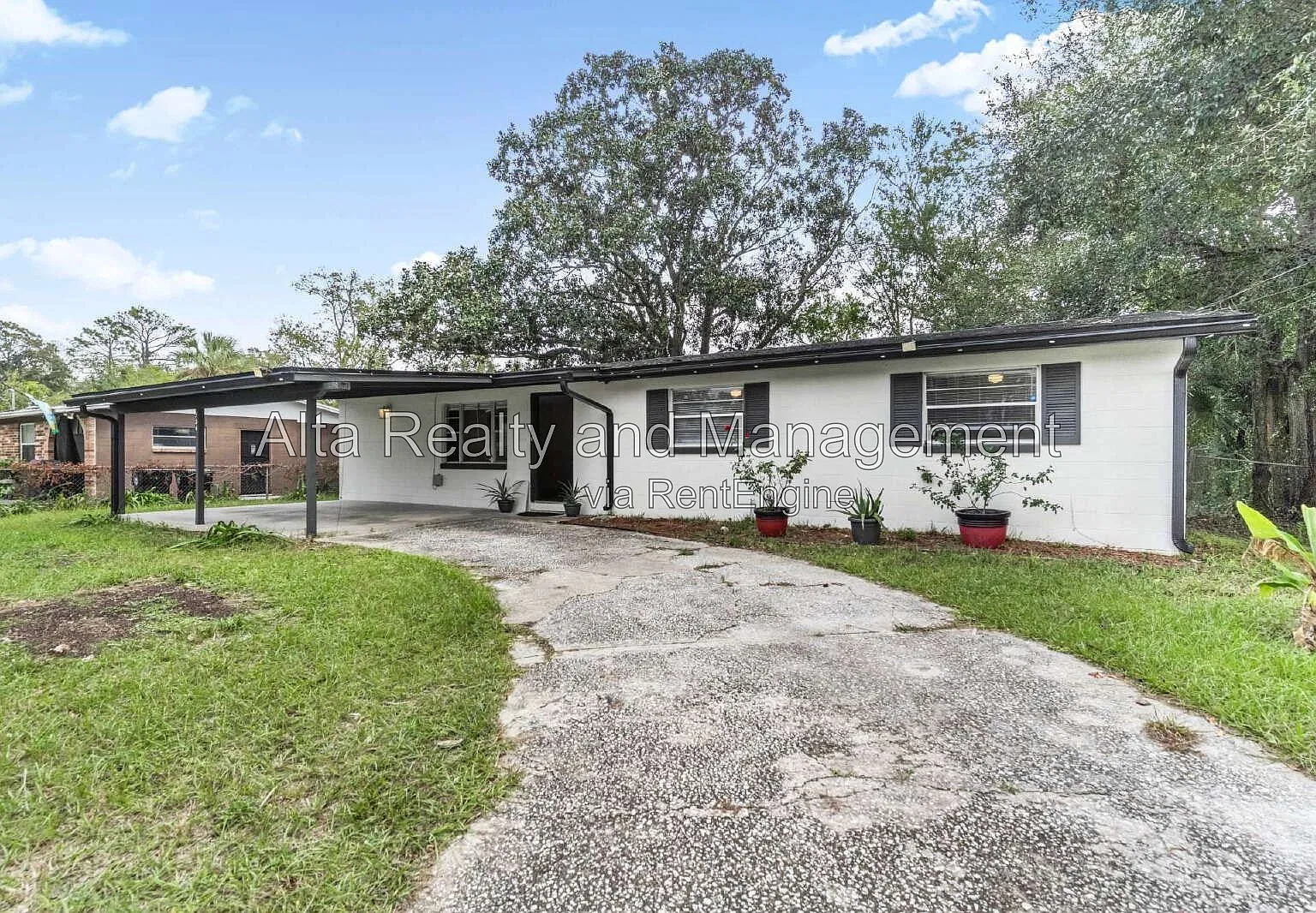 3 bed, 2.0 bath, 1272 sqft, $1,830 — Photo 1