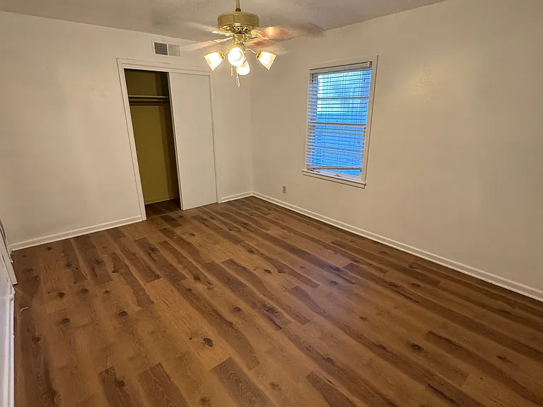 5128 Ira St — Photo 8