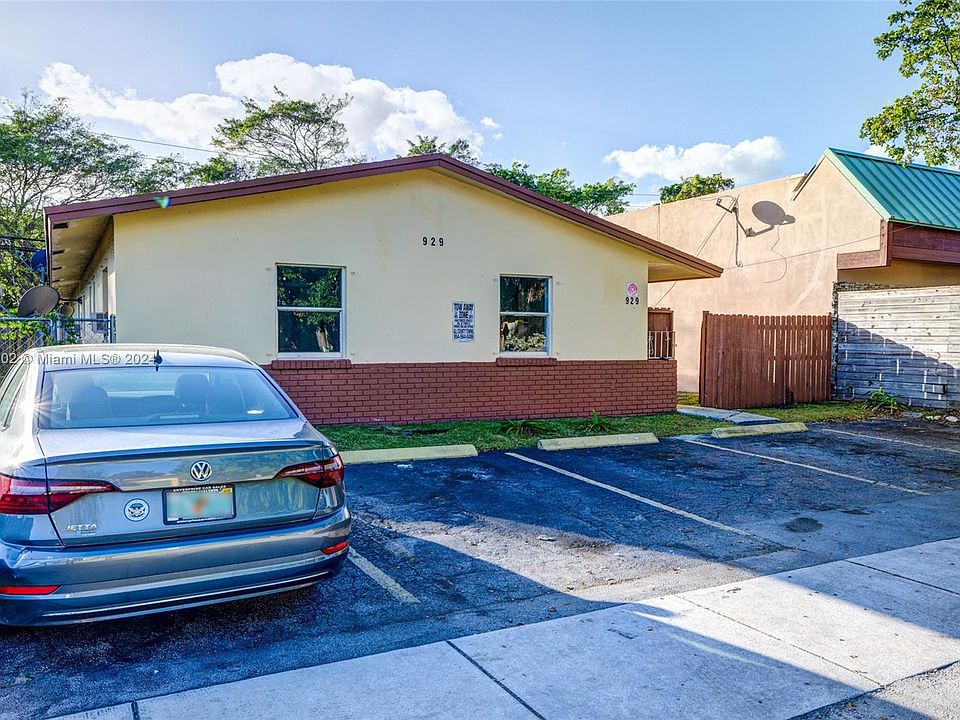 1st image of 929 NW 3rd Ave