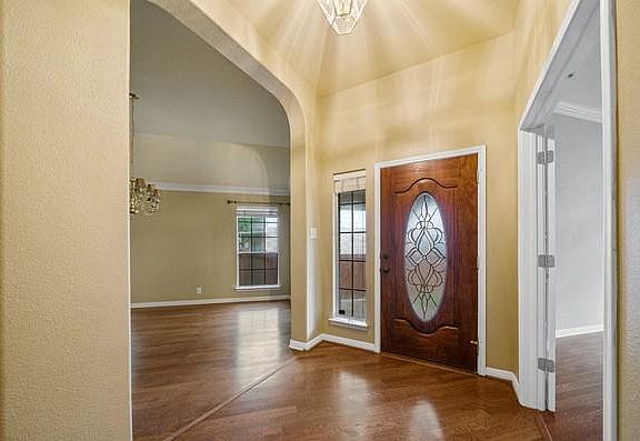5th image of 423 Elkgrove Ct