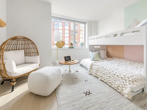 20 River Terrace image 8 of 26