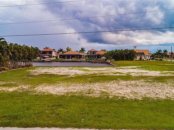 3rd image of 2807 SW 43rd Ln