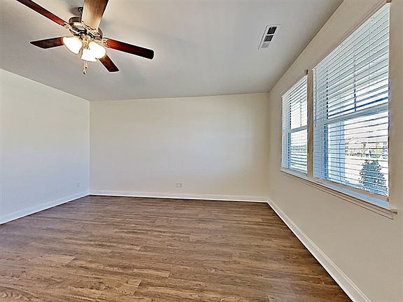 4th image of 5117 Jack Byrnes Dr