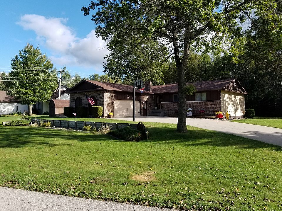 1st image of 6121 Burntwood Dr
