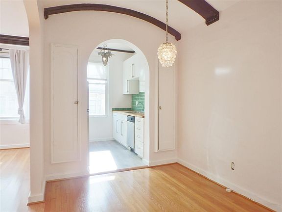 4th image of 2701 Van Ness Ave APT 306