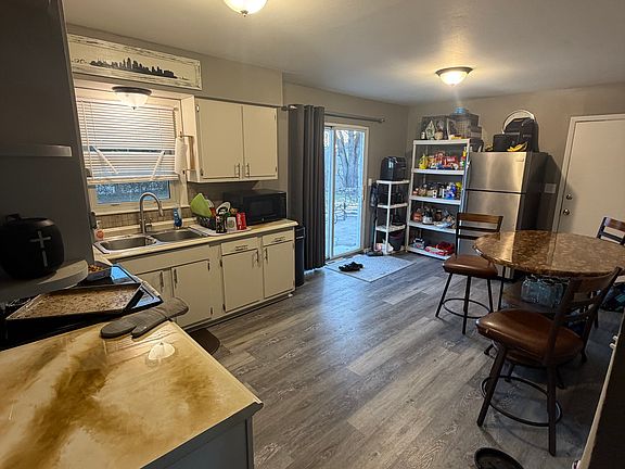 3rd image of 2414 White Gate Dr #4