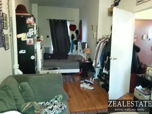 Rented by ZealEstate Group Inc | media 17