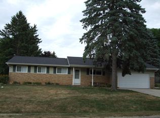 2836 Lamoreaux Ln, Holt, MI 48842