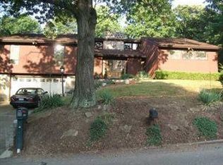 408 Sangree Rd, Pittsburgh, PA 15237