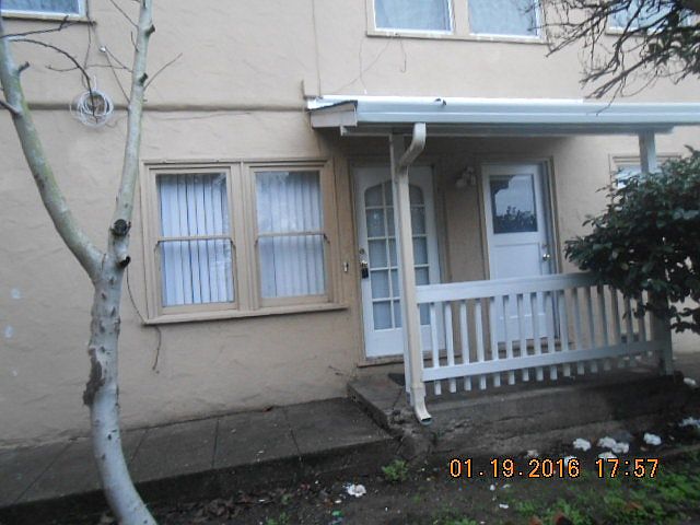 1st image of 1634 Lillian St