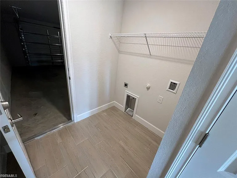 410 SE 1st Terrace Cpe — Photo 20