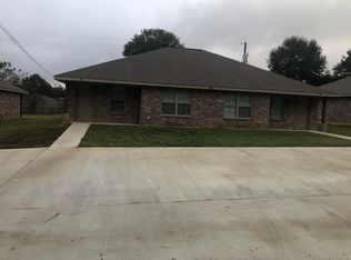 803 Hickory St #B, Deridder, LA 70634