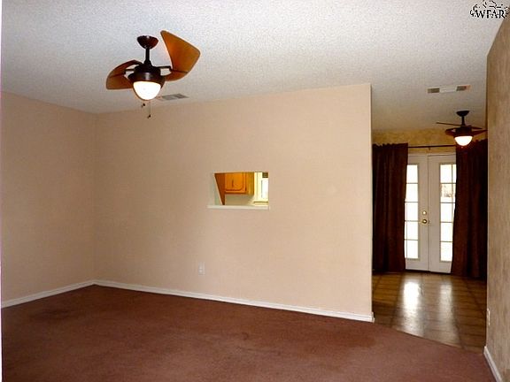 5th image of 1222 Santa Barbara Dr