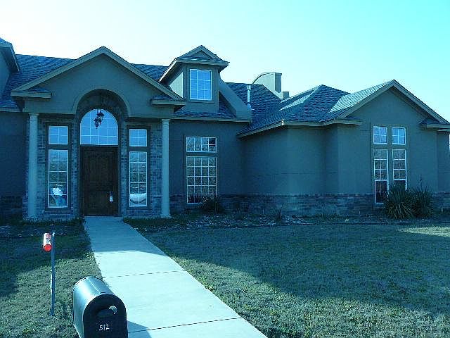 1st image of 512 Flozell Adams Dr