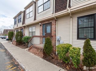 202 Hidden Village Dr, Perth Amboy, NJ 08861