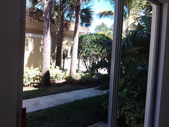 2nd image of 23501 Alamanda Dr ----------- In Mirasol #101