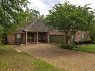 619 Overlook Pt, Brandon, MS 39047