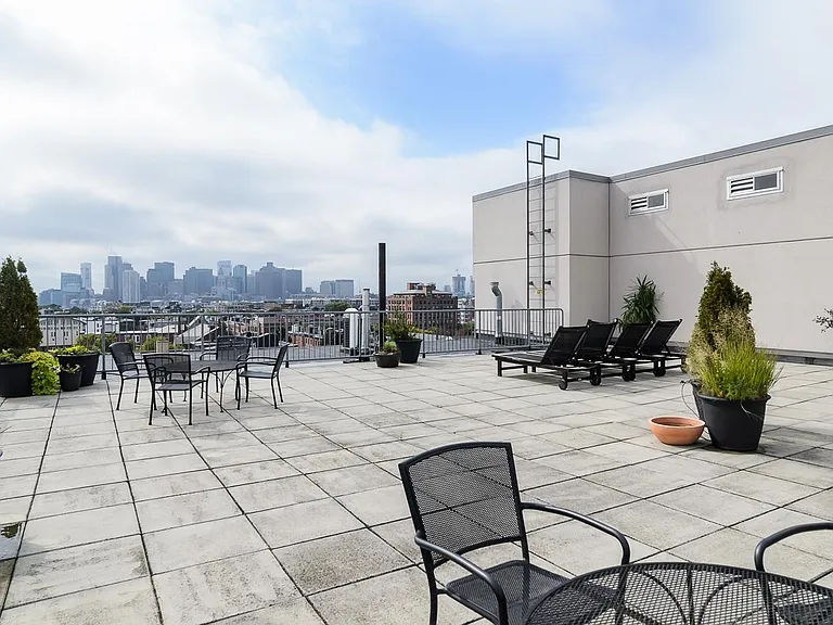156 Porter St #101 — Photo 11