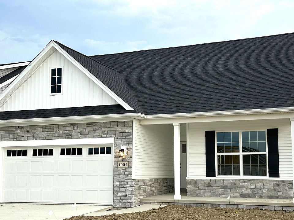 1st image of 1004 Pine Ridge Dr