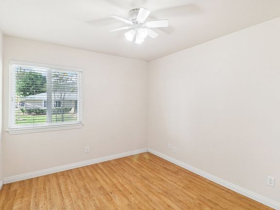 4th image of 2514 Wanek Rd Unit A