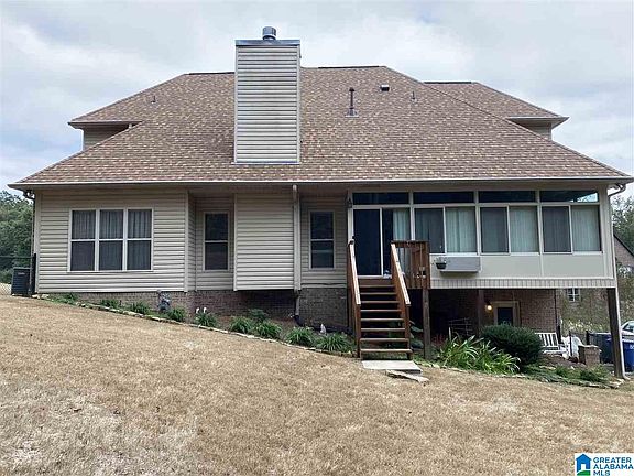 3rd image of 3416 Ashford Ln