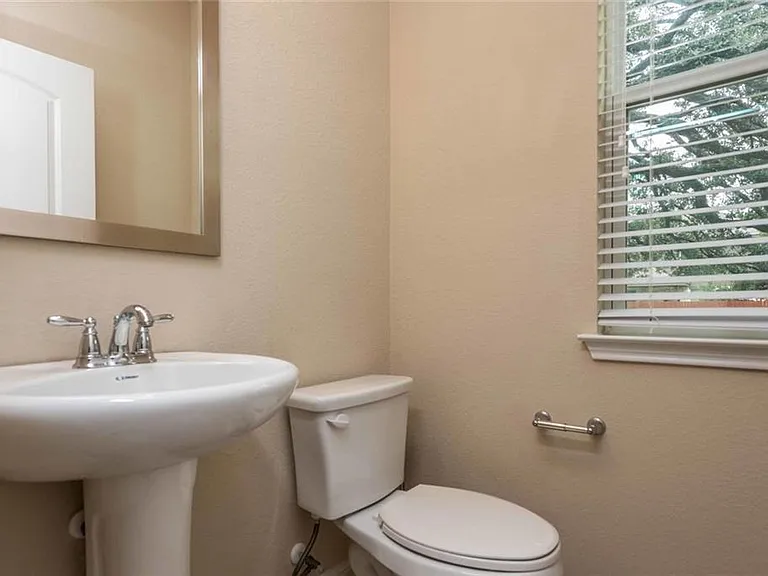 11600 Sewickley Ct S — Photo 16