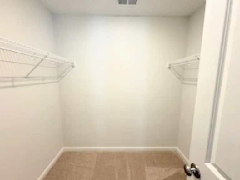1054 Astoria Dr #MAIN — Photo 16