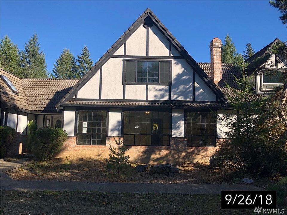 1st image of 4522 46th Ct NE