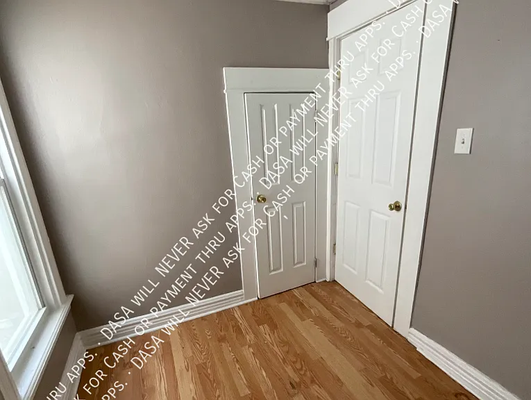 56 Peoria St #LOWER — Photo 10