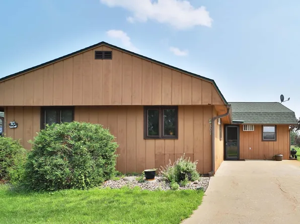 2286 28th Ave SW APT 301, Pine River, MN 56474