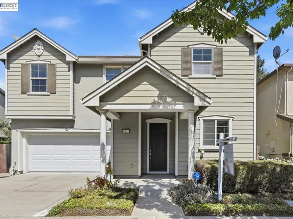 9424 Dunbar Dr, Oakland, CA 94603