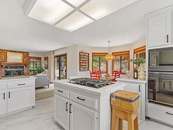 4th image of 175 Grandview Avenue
