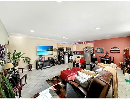 40A Santa Monica Ln #2 Photo 1